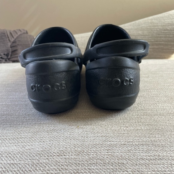 Black Crocs women’s clogs size 11 - Picture 2 of 4